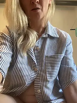 Secret_Ladyx - Blowjob + dildo play