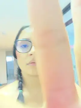Lola_sweeet18 - inside 2 finger in my delicius pussy