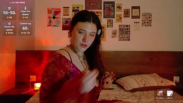 Kriskitt - take off bra