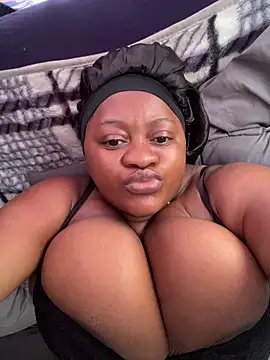 Chubbykarisma27 - Birthday girl