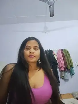 Cute_radhikaa - 200000
