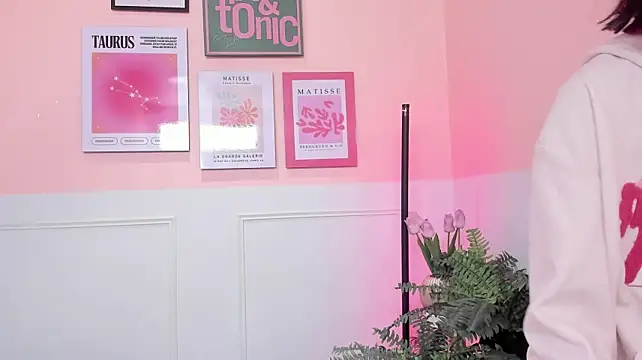 Venus_Rouge - plug in my ass😊uwu