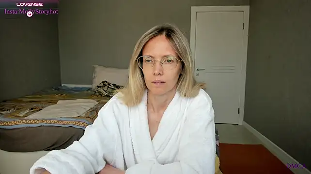 MollyStory - Take off your robe.