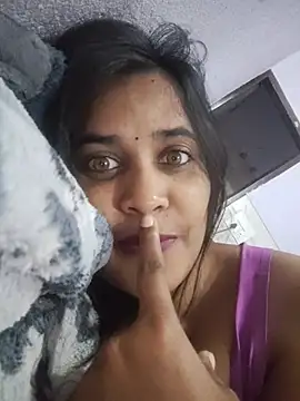 Cute_radhikaa - 200000