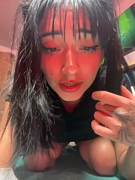Baby_akuma0 - 🕸 SUCK BALLS+ SLAP MY FACE🦇