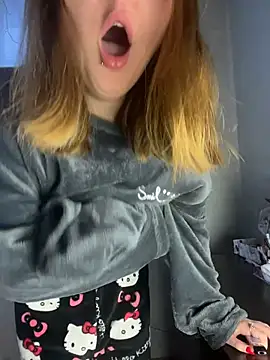 KiraSakura - SHOW ASS