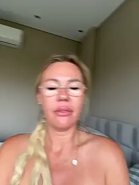 Michele_nolimi - show boobs