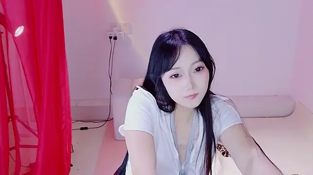 Luna1314 - 换性感比基尼跳热舞