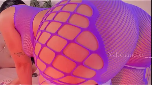 Sweet_nicole_11 - ri de torso white squats