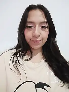 AlondraaGomez33 - Spit My boobs 🤤 🍈 🍈