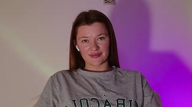 Lofi_baby - Oil Body + Ice then show 💦💦