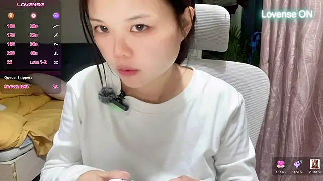 Xiaosu22 - 扣b 扣出白浆 自吃，eating pussy juice