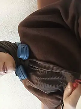 MisyonerNur - Dışarıda göğüslerini aç 😅