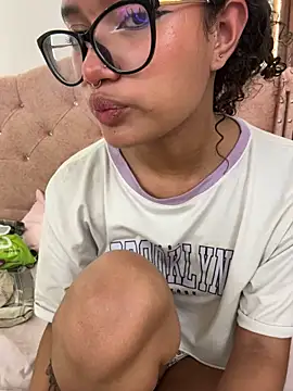 Bunny-firee - Nipple pinches🤤🍒