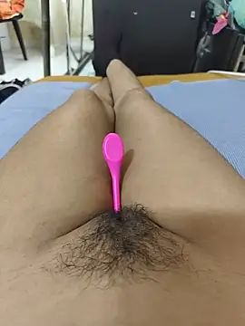 Malikasharavatea - Face full open ni public show