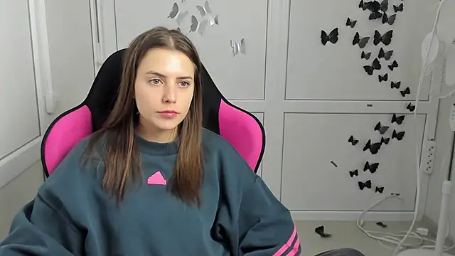 SoftBloomMira - Tease dance