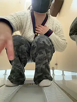 Maomao116 - 超级敏感，易喷体质，会一直喷水💦，全裸抽插2分钟