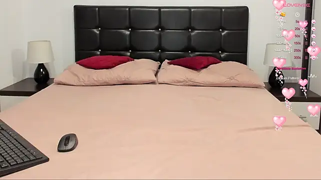 Karinamadnessdesiree - play with pussy CUM💦
