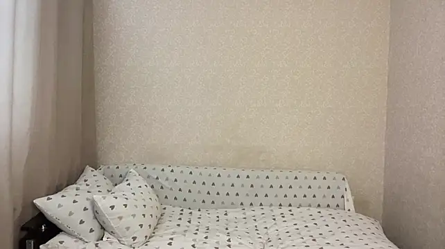 MatthewScheff - Rub my pussy under panties