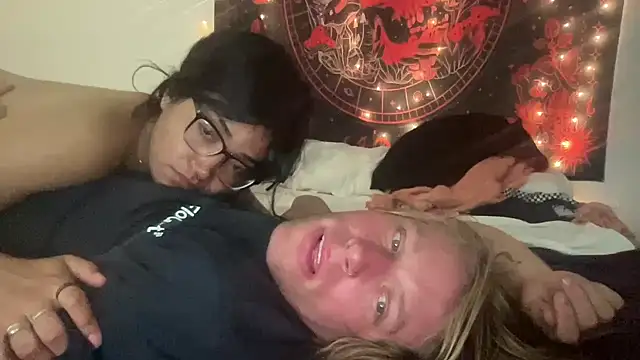 NikkiAndJohnny777