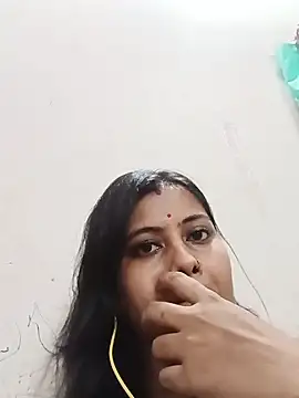 Shy_Girl_Nisha