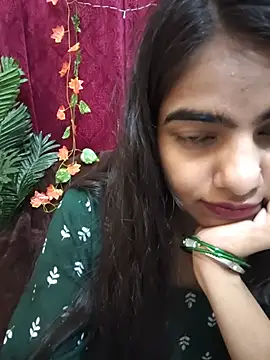 Alisha_Babyy