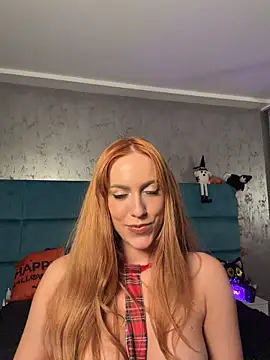 LunaAlya - Shower Cum Show
