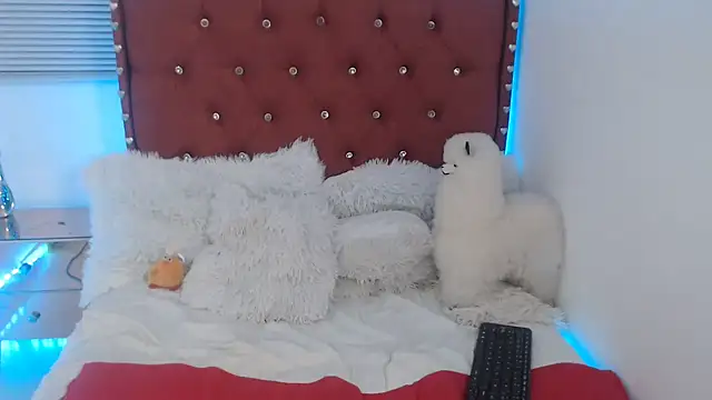 Karla_bigarango - oil in titis and pussy and ride dildo