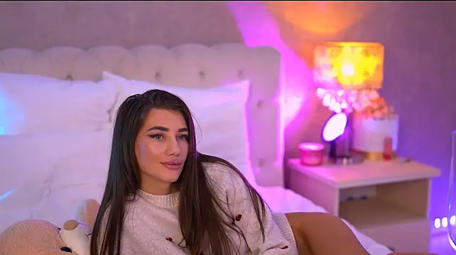 AlessiaHart - Doggy and spread ass