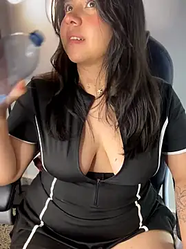 _Bella_7 - FINGERS INSIDE MY ASS