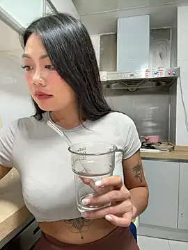 Ruanruan05 - Show pussy