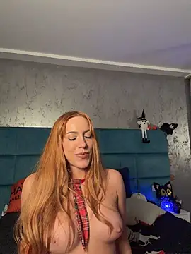 LunaAlya - Shower Cum Show