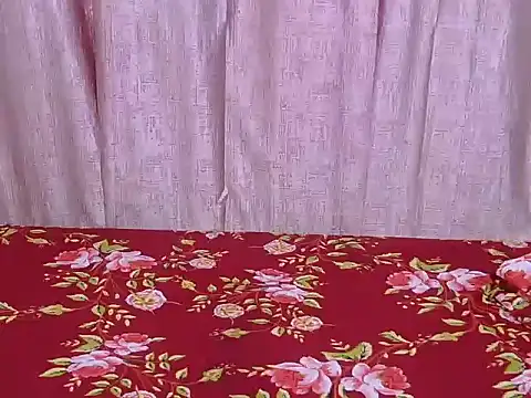 Hot-nayraa