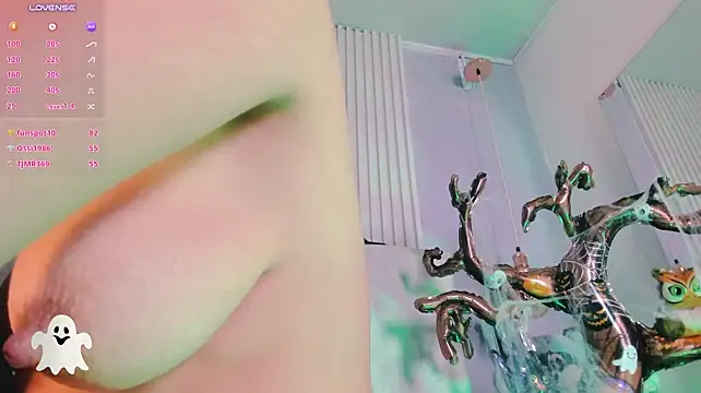 Hanna_danniels - show milk