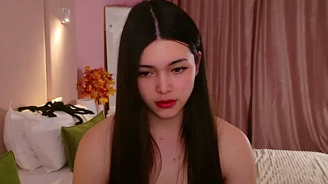 MaddieMeyer - Zoom+ Teasing with my wet tongue