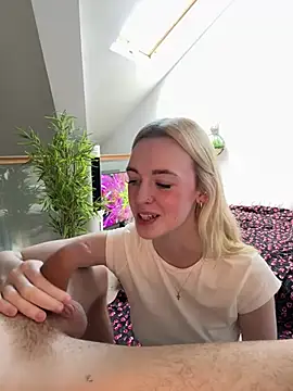 Lolabunnyblondie - deepthroat 1 min