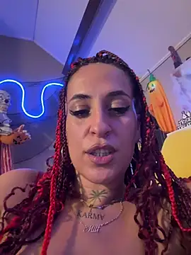 CarolaDrago - Oil Pussy+Nipple Clips