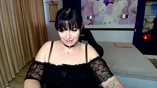 Victoria_booth - shake juicy ass