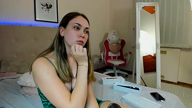 MelanieCuty