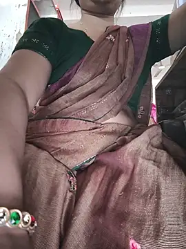 Indianhotwife639 - Boobs pusssy enjoy