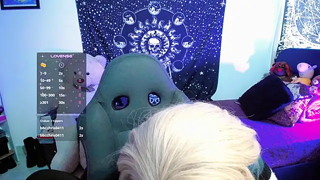 Ela_0 - Hello Guys ♥ Toy on /Goal: ass oil!!