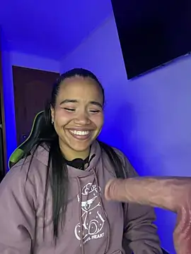 Leila_22