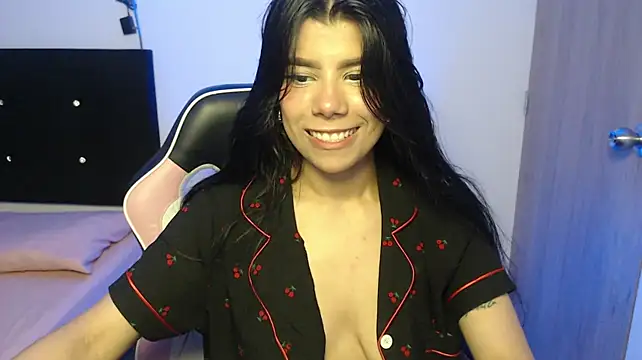 AlejandraScott - sexy dance in pajamas