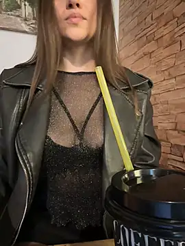 CrazyTori - Hot wet pussy in cafe LT🎁