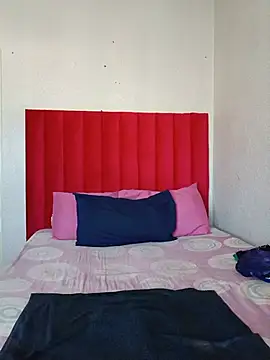 FreakyAngel3X - Help me to buy toys