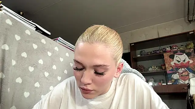 ChantellBuist - Tease with a top + play with finger