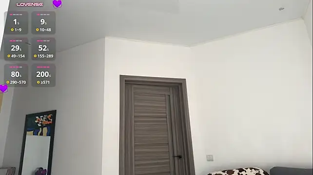 MonaBurn - full naked body<3