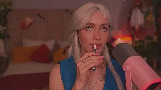 Meow_Nancy - play with me