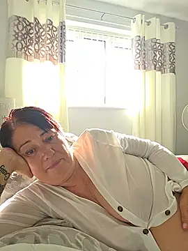 NaughtyNessa53xx - Lt 5 min toy contol plus my whatsapp