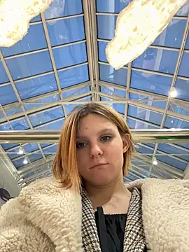 NinnaParri - Fingering pussy + open pussy🐱